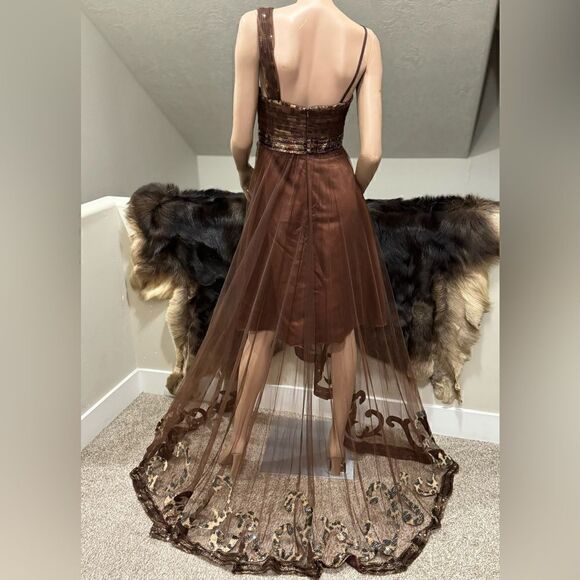 Chic Asymmetric Design, Beaded & Sequined Evening Dress - Picture 8 of 15